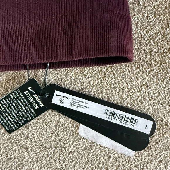 NWT Nike Skims Sports Bra size Medium in color Currant - Picture 3 of 3